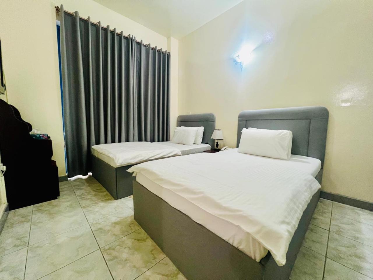 Sky Hotel Apartments Дубай Экстерьер фото
