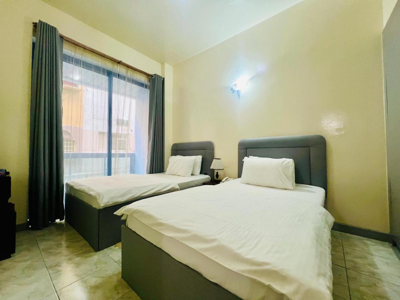 Sky Hotel Apartments Дубай Экстерьер фото
