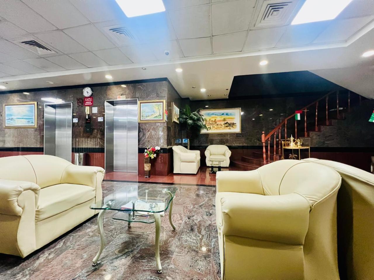 Sky Hotel Apartments Дубай Экстерьер фото